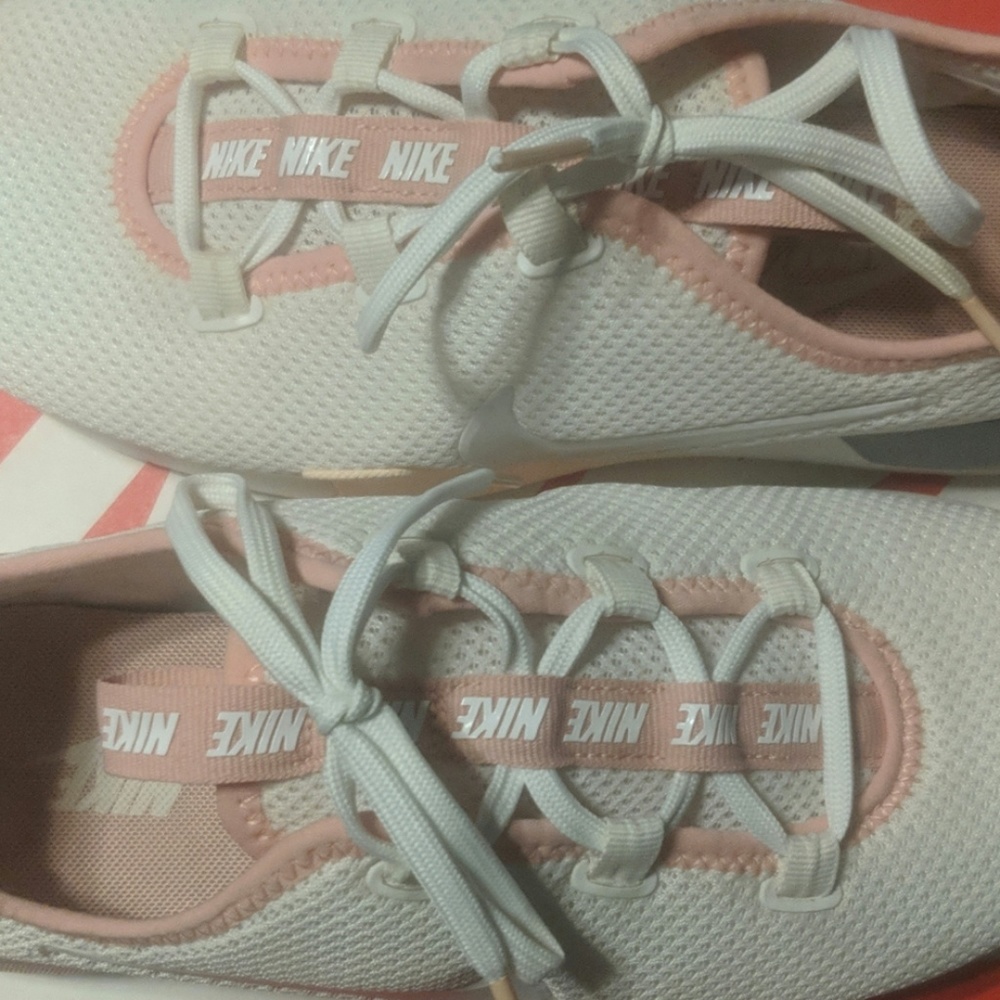 Nike Sneakers - Picture 2 of 2